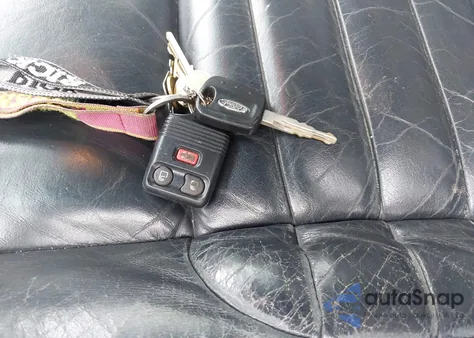 2001 Ford F-150 Harley-Davidson Edition/King Ranch Edition/Lariat/Xlt z USA, uszkodzony, nr VIN 1FTRW07L51KB64145